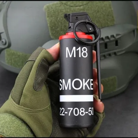 M18 дымовая граната - настольная USB зажигалка M18 дымовая граната - настольная USB зажигалка