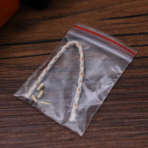 Yubang 004 бензиновая зажигалка Yubang 004 бензиновая зажигалка
