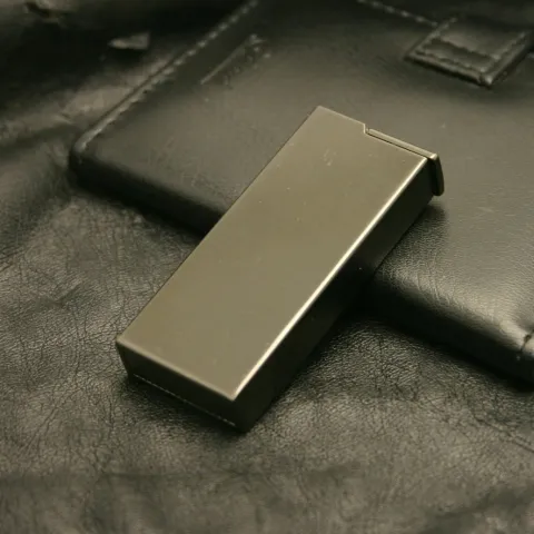 Yubang 2833 бензиновая зажигалка