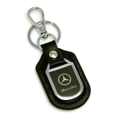 Mercedes 1 брелок с карабином и кольцом для ключей Mercedes 1 брелок с карабином и кольцом для ключей