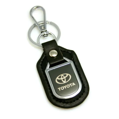 Toyota 1 брелок с карабином и кольцом для ключей Toyota 1 брелок с карабином и кольцом для ключей