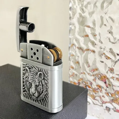 Dinuo бензиновая зажигалка Dinuo бензиновая зажигалка