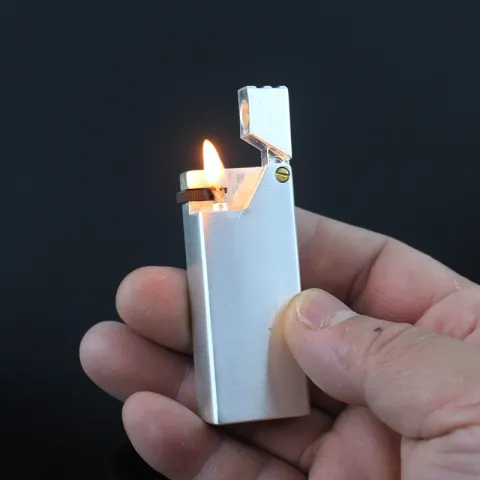 Dolphin HY708 бензиновая зажигалка Dolphin HY708 бензиновая зажигалка