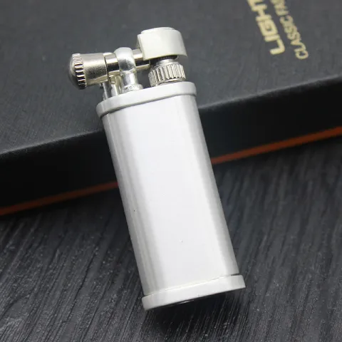 Dolphin HY718 бензиновая зажигалка Dolphin HY718 бензиновая зажигалка