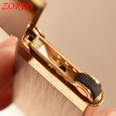 Zorro Z636 кремниевая зажигалка Zorro Z636 кремниевая зажигалка