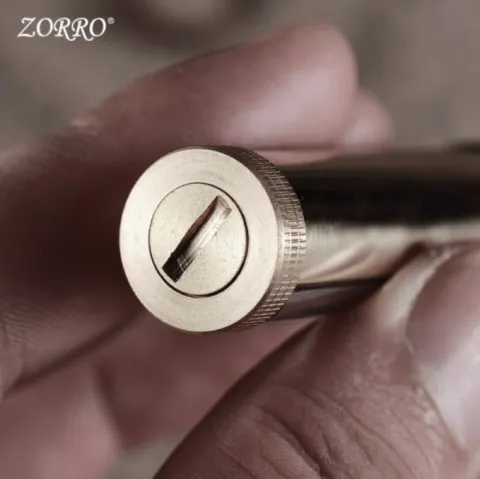 Zorro Z556 бензиновая зажигалка Zorro Z556 бензиновая зажигалка