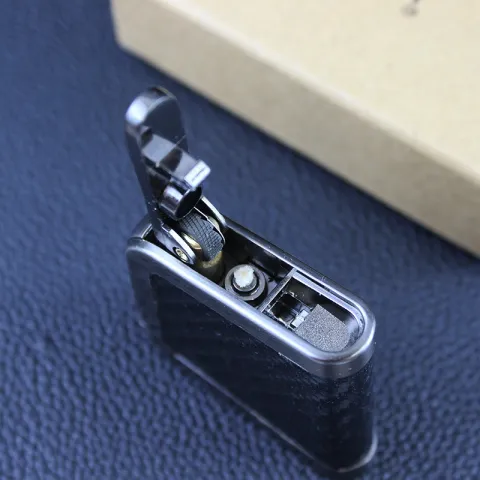 Honest TA-129-1 набор бензиновая зажигалка + пепельница Honest TA-129-1 набор бензиновая зажигалка + пепельница