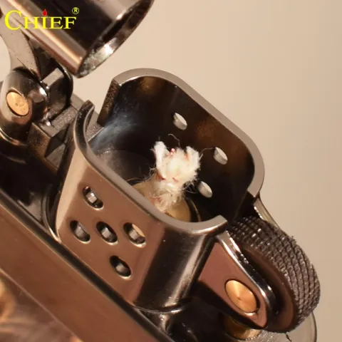 Chief CF239 бензиновая зажигалка