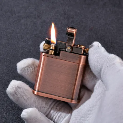 Chief CF311 бензиновая зажигалка