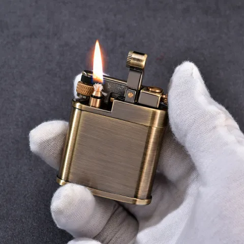 Chief CF311 бензиновая зажигалка Chief CF311 бензиновая зажигалка