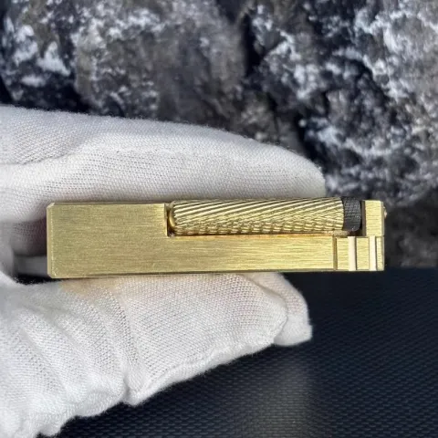 Fishguts B бензиновая зажигалка Fishguts B бензиновая зажигалка